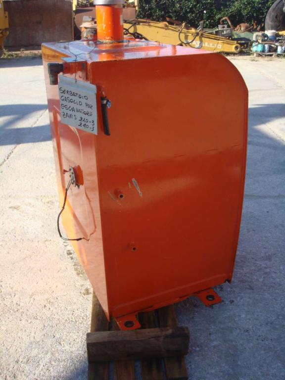 Réservoir de carburant pour ZAXIS 210-3  E 240-3 Photo 1