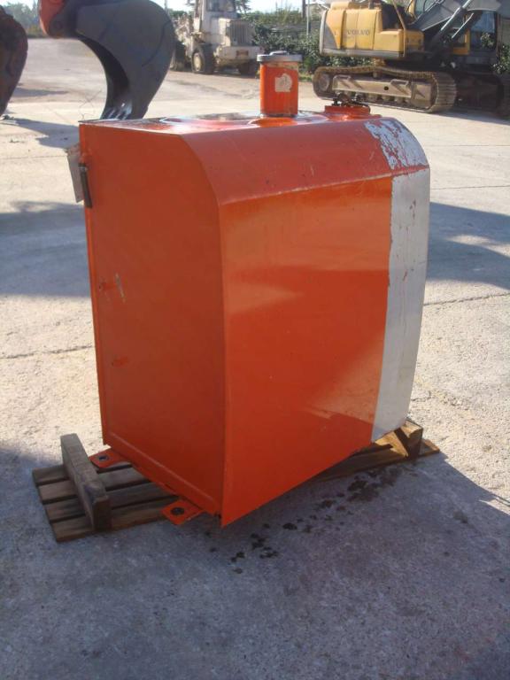 Réservoir de carburant pour ZAXIS 210-3  E 240-3 Photo 3