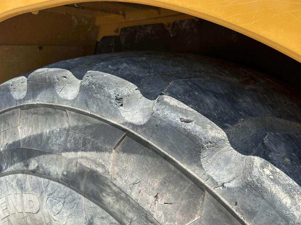Caterpillar 745C 6X6 Photo 5