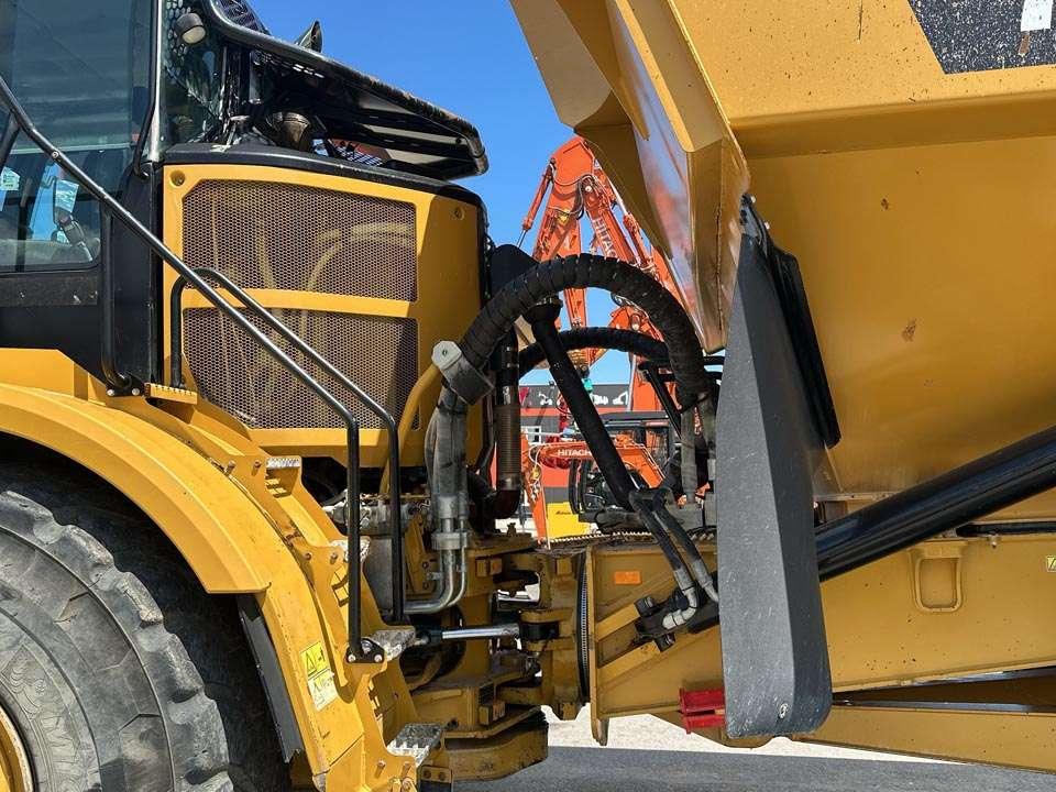 Caterpillar 745C 6X6 Photo 6