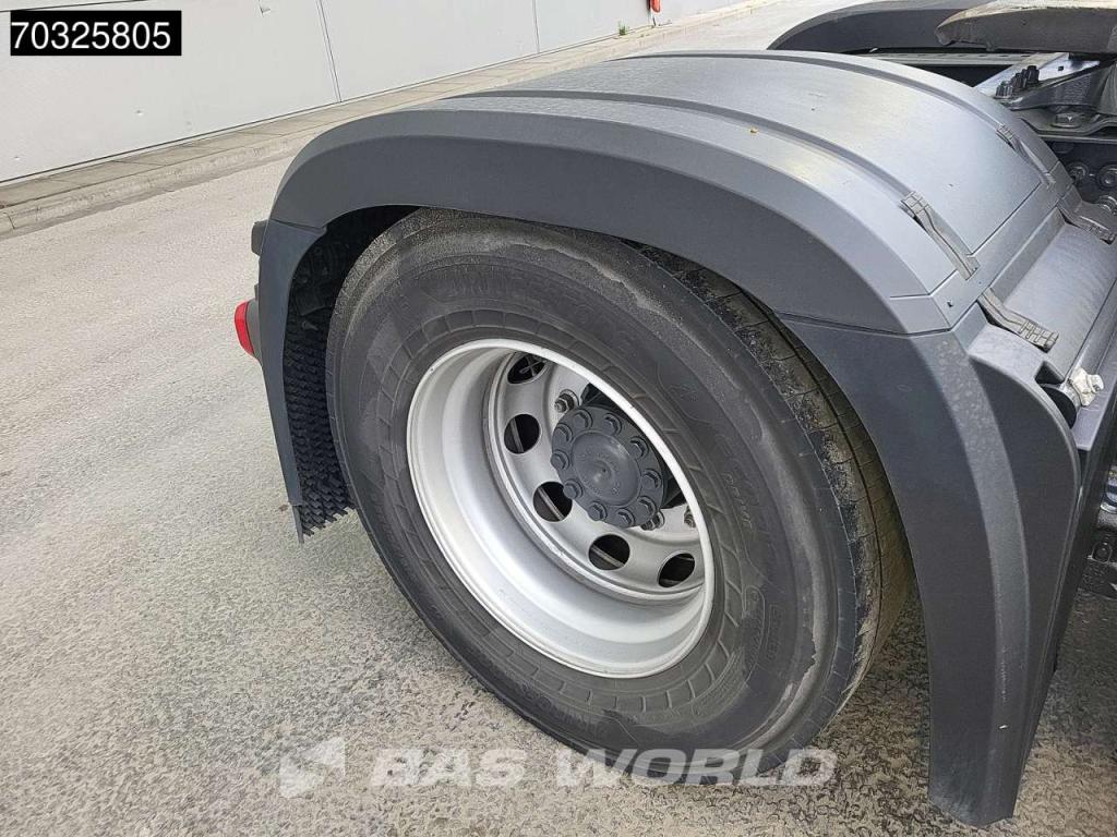 Mercedes-Benz Actros 1845 4X2 BigSpace 2xTanks Navi Photo 17