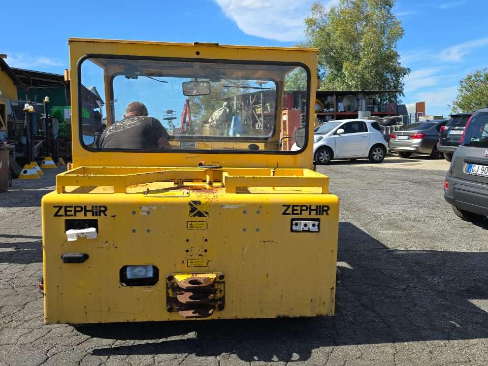 Zephir 300NC Photo 6