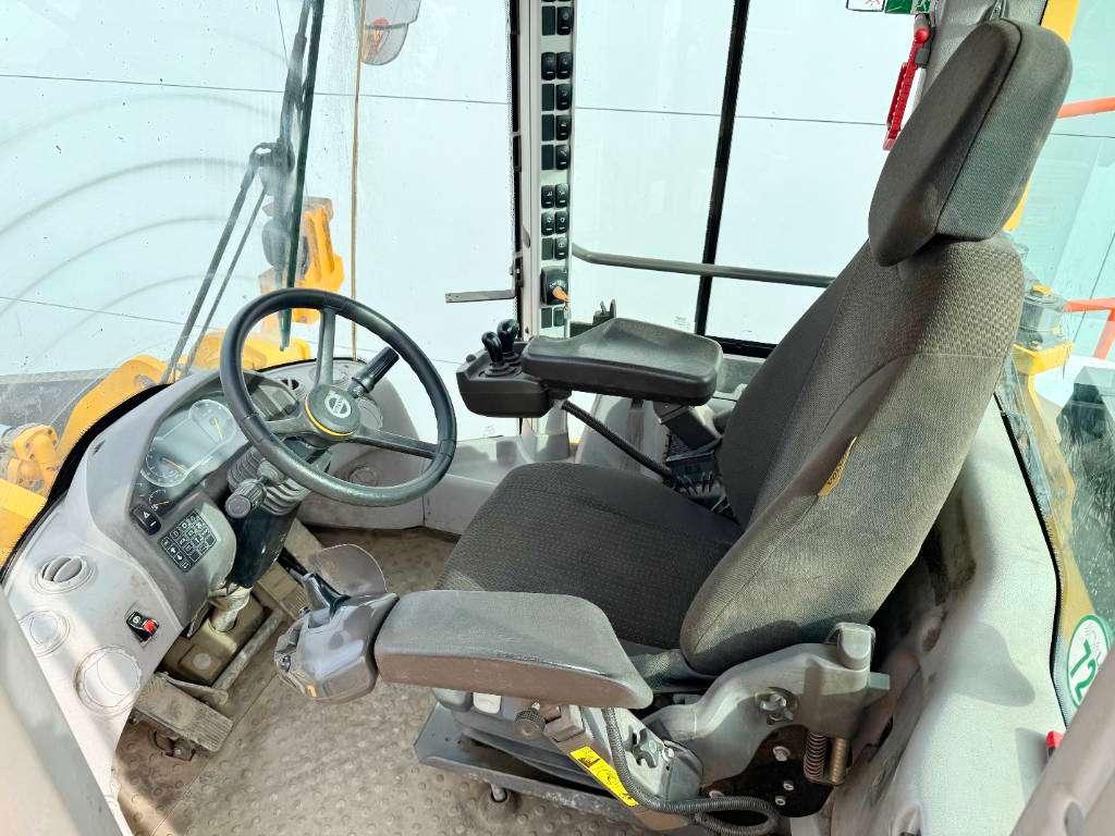 Volvo L350H - Dutch Machine / CDC Steering Photo 7