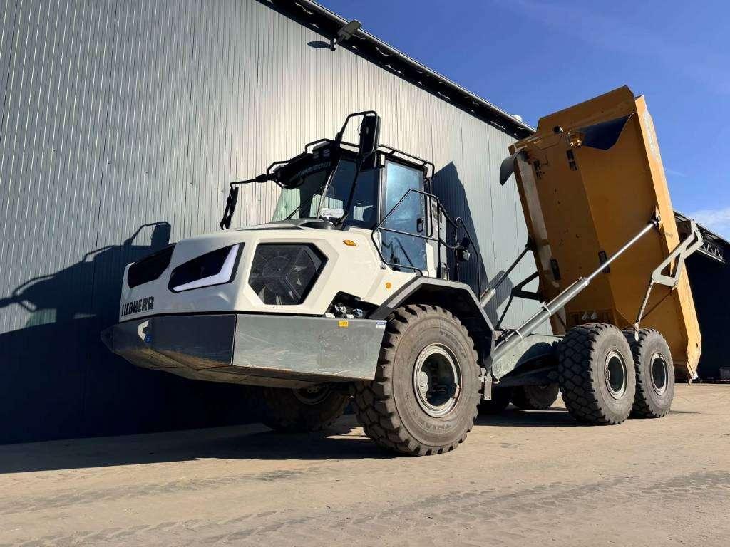 Liebherr TA230 Photo 1
