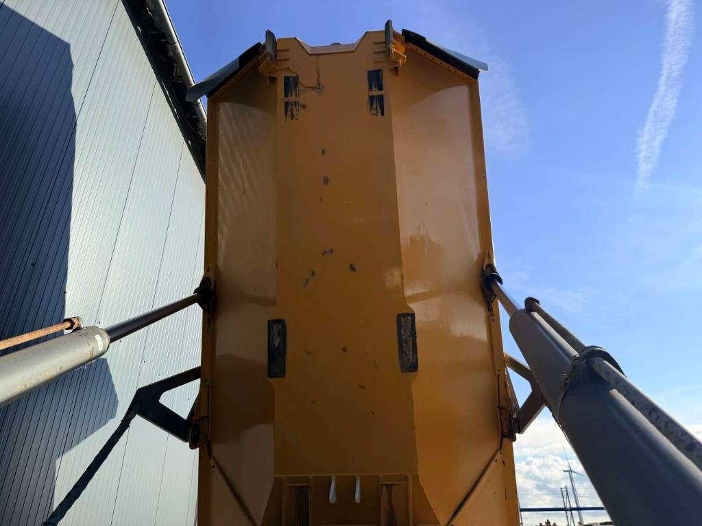 Liebherr TA230 Photo 25
