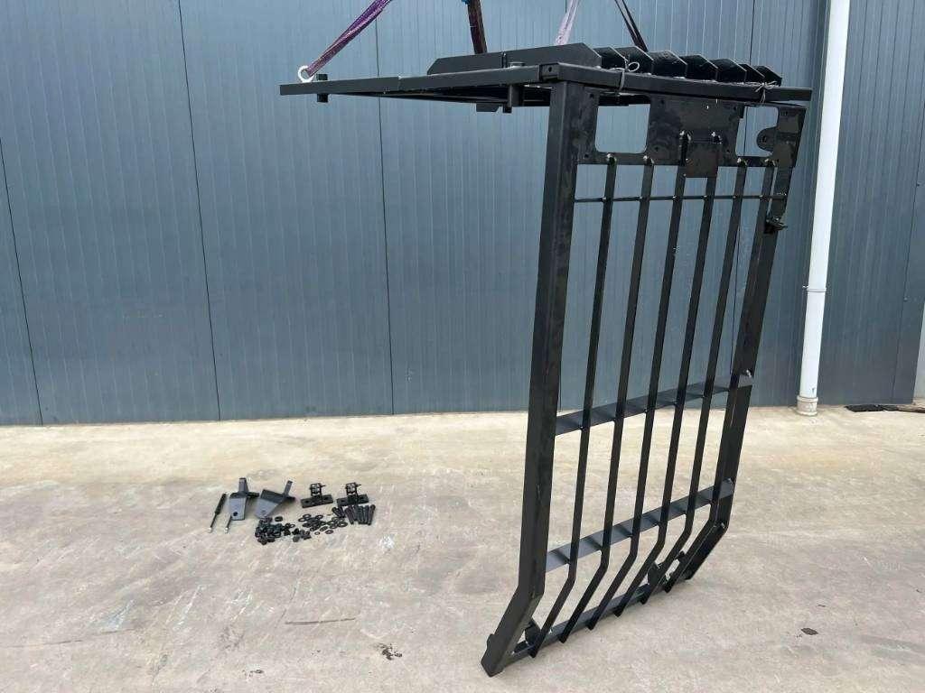 Caterpillar 349D Guard Photo 7