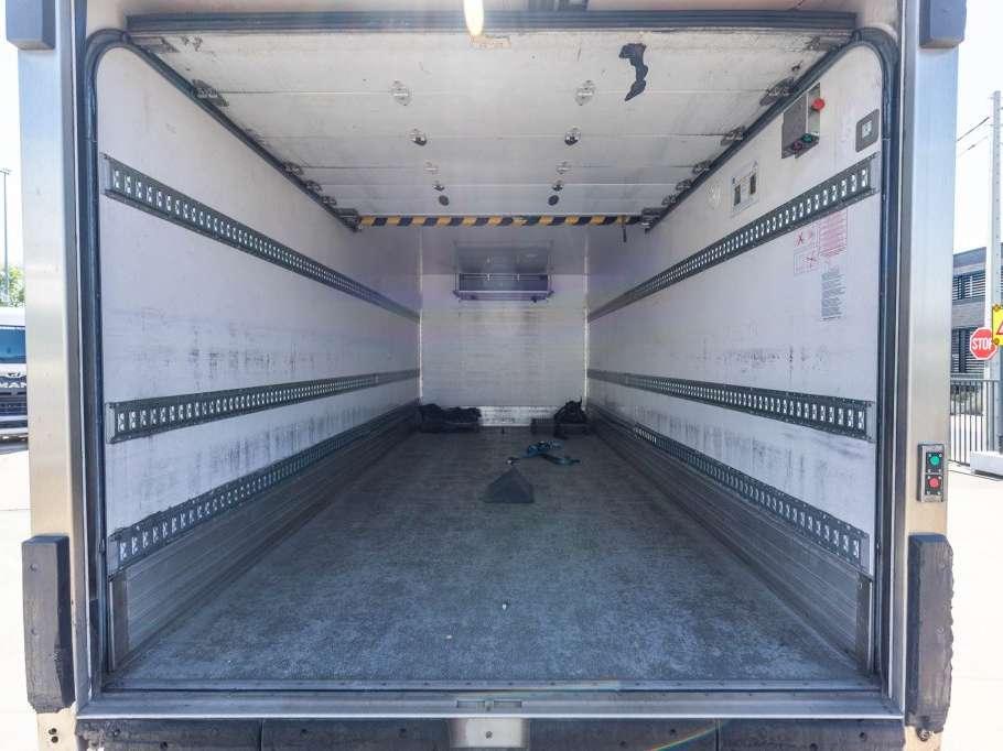 Renault D10 210 DXI // FRIGO CARRIER SUPRA 750+HAYON Photo 11