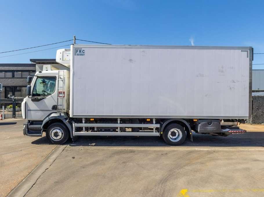Renault D10 210 DXI // FRIGO CARRIER SUPRA 750+HAYON Photo 7