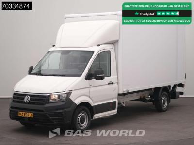Volkswagen Crafter 177pk Automaat Laadklep 180PK Bakwagen Airco Camera Euro6 Meubelbak Koffer Airco en vente par BAS World B.V.