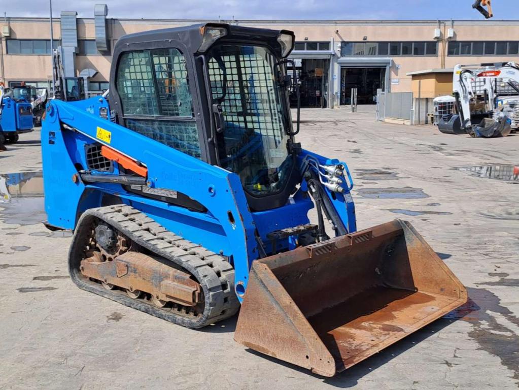 Bobcat T450J Photo 7