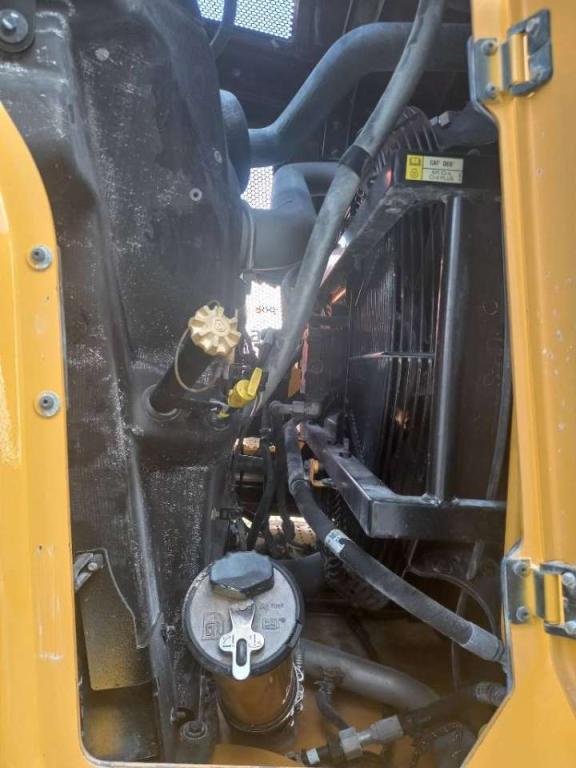 Caterpillar 980 (Abu Dhabi) Photo 13
