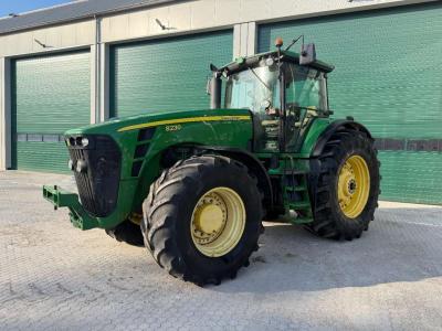 John Deere 8230 PowerShift - NO TLS en vente par JN Machines BV