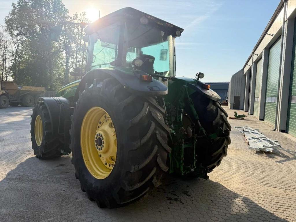 John Deere 8230 PowerShift - NO TLS Photo 5