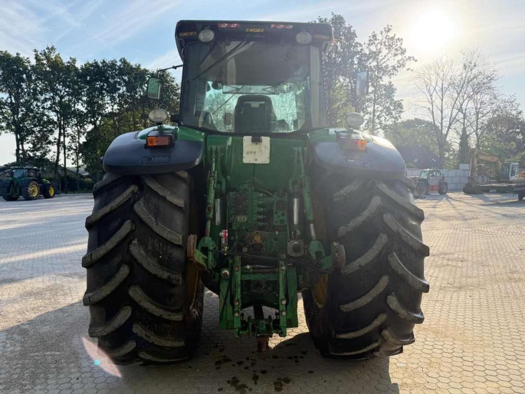 John Deere 8230 PowerShift - NO TLS Photo 7