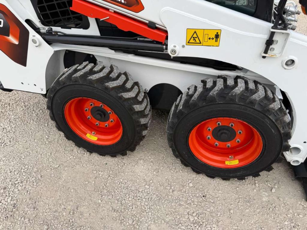 Bobcat S450 Photo 6