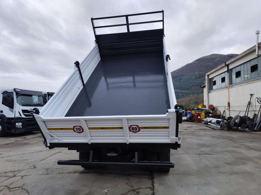 Iveco EUROCARGO 120E28P Photo 14
