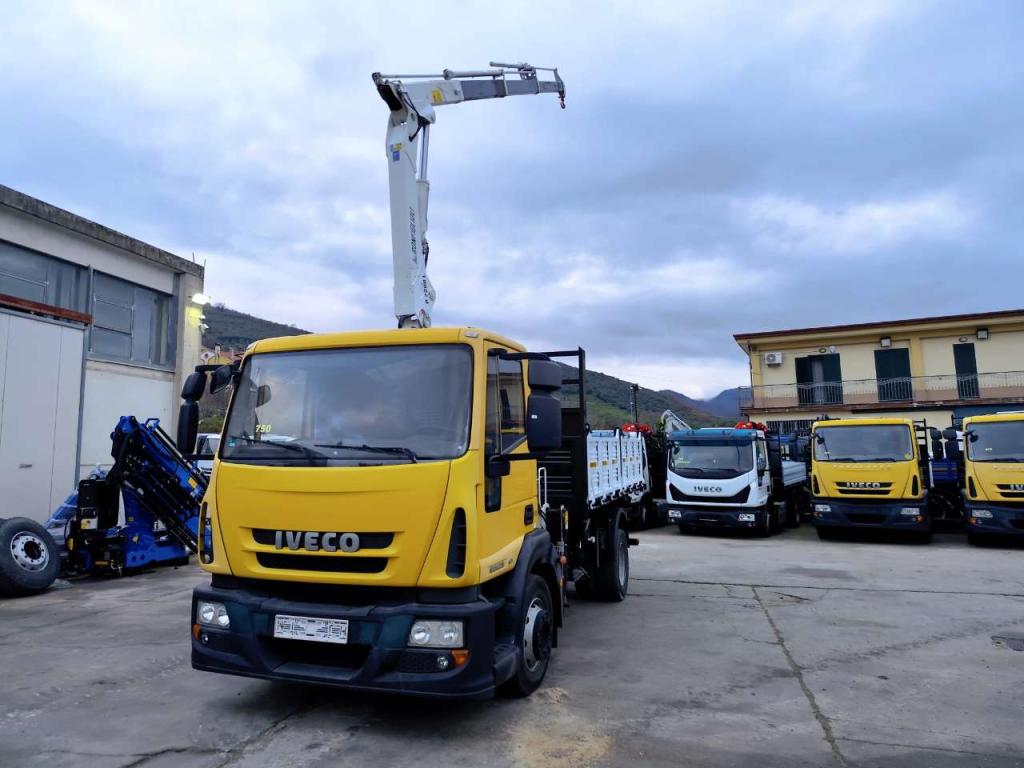 Iveco EUROCARGO 120E28P Photo 27