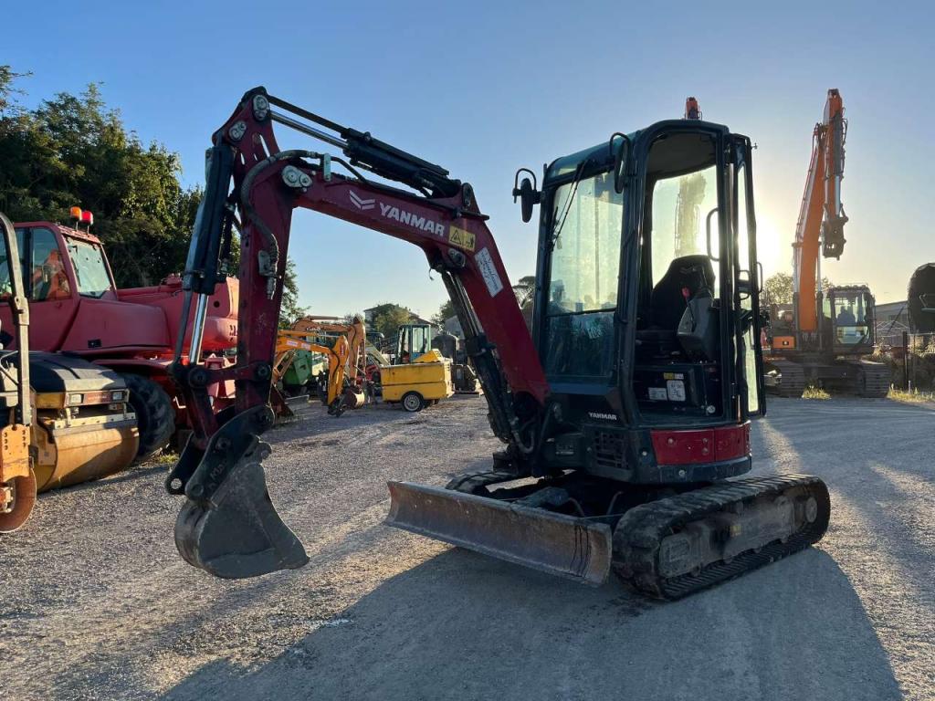 Yanmar VIO23 Photo 4