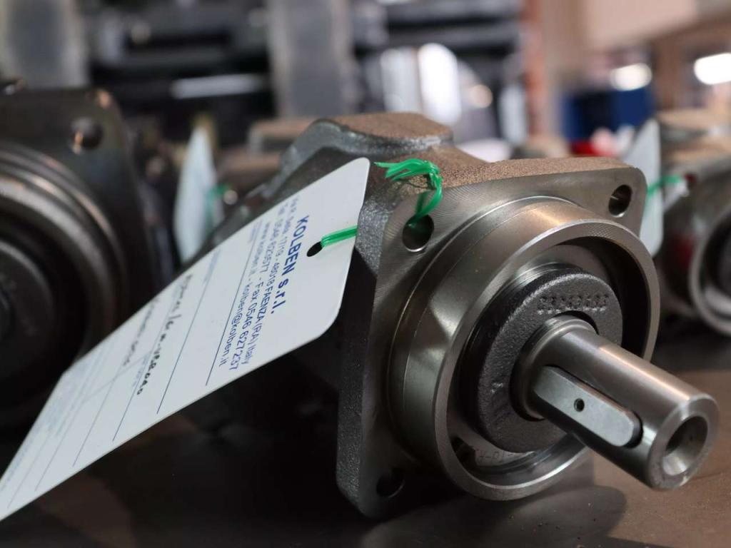 Bosch Rexroth A2FM16/61W-VBB040 Photo 2
