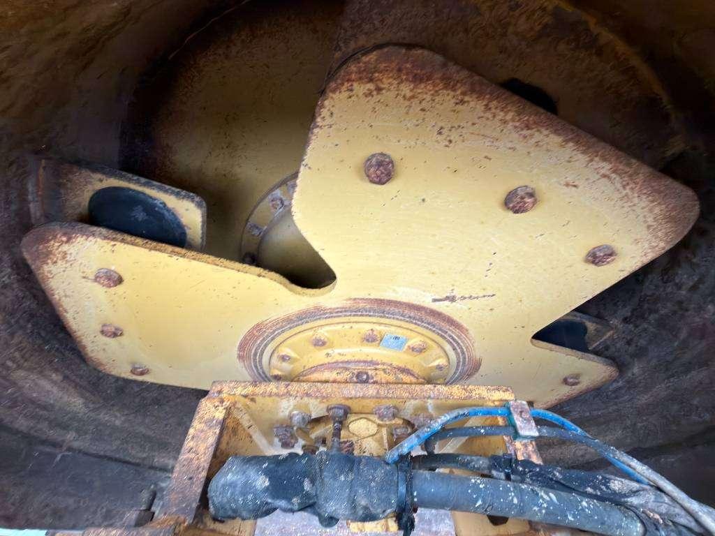 Caterpillar CS76 XT Photo 23