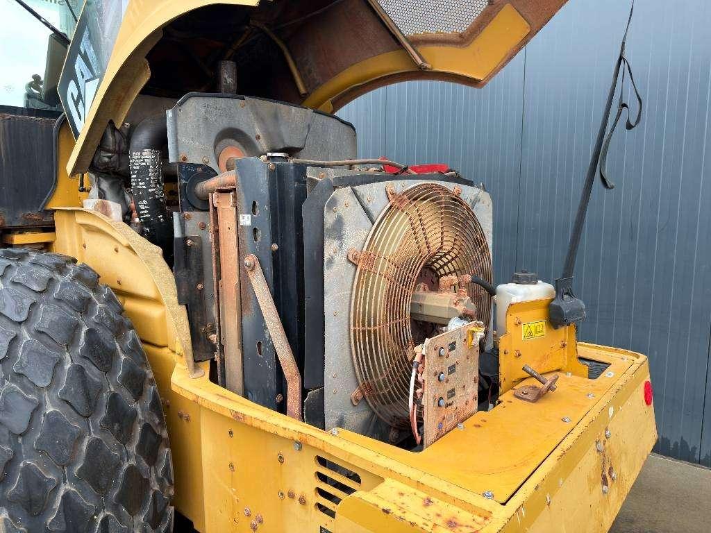 Caterpillar CS76 XT Photo 28