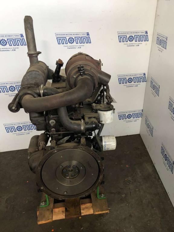 Yanmar S4D84 Photo 3