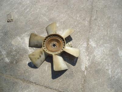 Ventilateur de refroidissement pour Fiat Kobelco 235 en vente par OLM 90 Srl