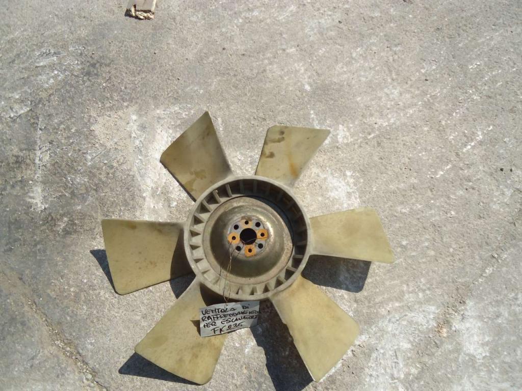 Ventilateur de refroidissement pour Fiat Kobelco 235 Photo 3