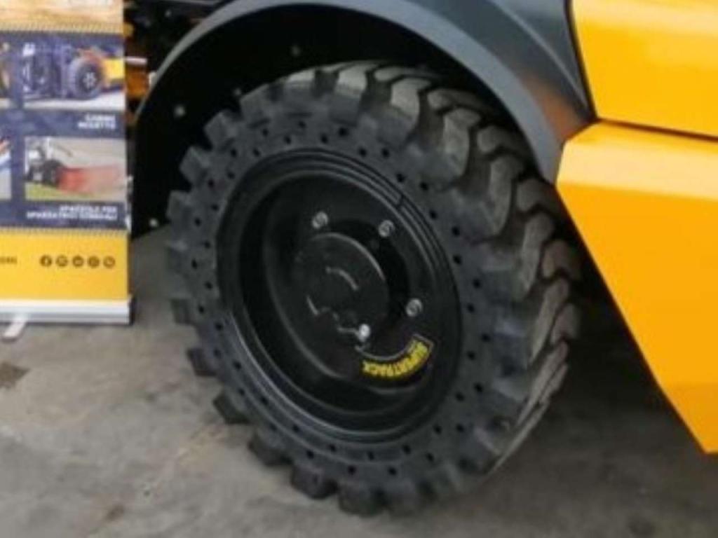 SIMVAR SUPERTRACK Photo 2