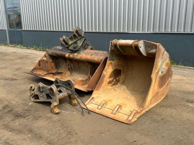 Digging bucket Godet de fouille en vente par Big Machinery