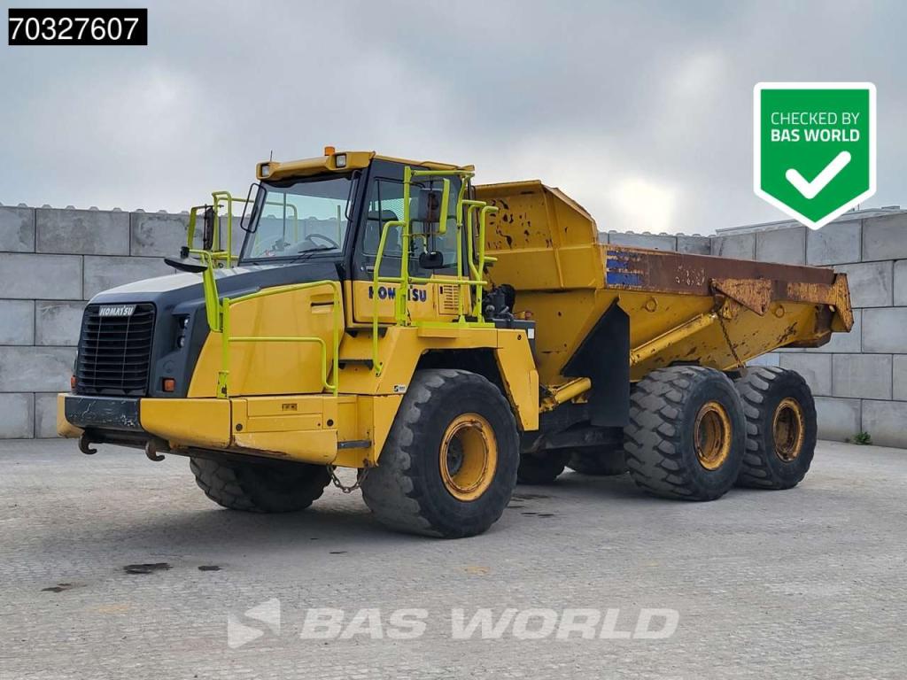 Komatsu HM300-3 Photo 1