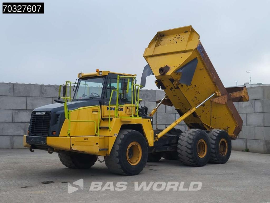 Komatsu HM300-3 Photo 3