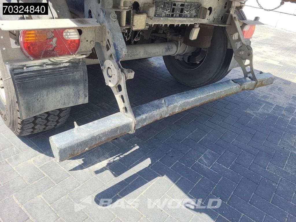 Schmitz SGF*S3 3 axles Lift Axle 25m3 Photo 9