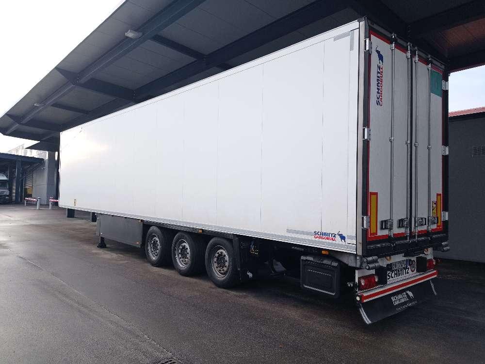 Schmitz FRIGO TRASPORTO CARNE Photo 4