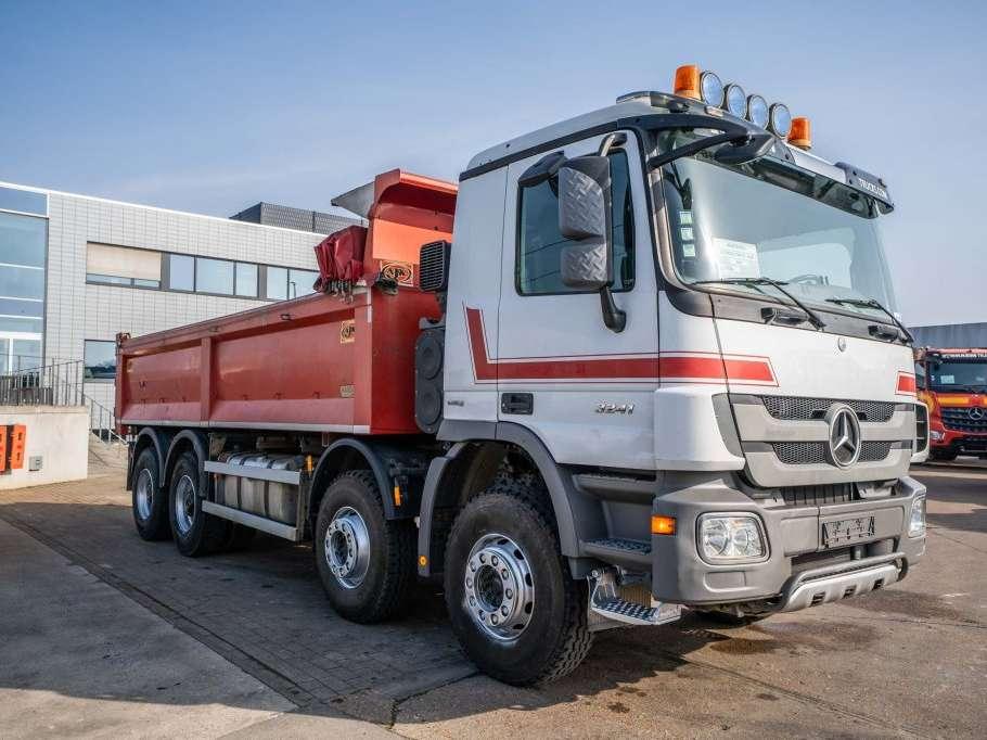 Mercedes-Benz ACTROS 3241 K-MP3 Photo 2