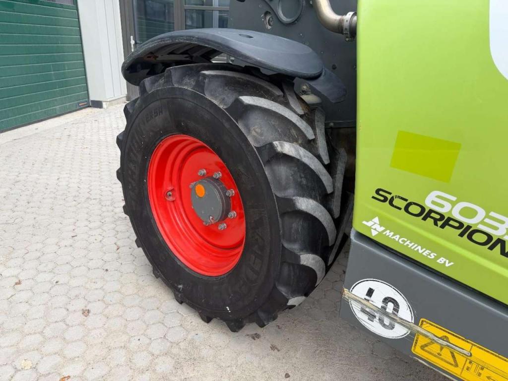 Claas Scorpion 6035 AIRCON Photo 13