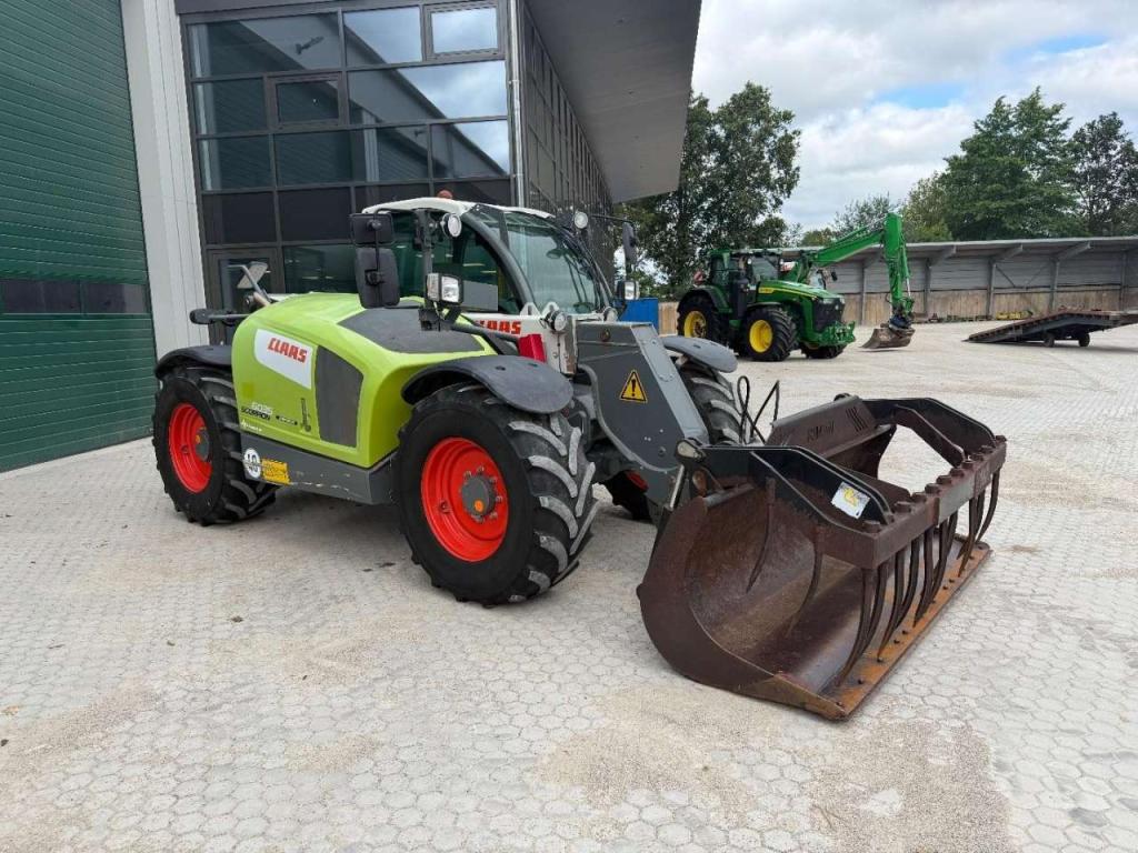 Claas Scorpion 6035 AIRCON Photo 2