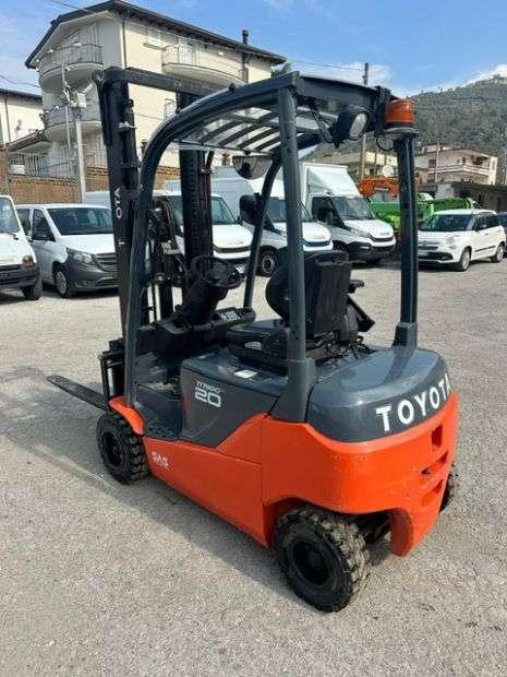 Toyota Traigo 48 Photo 5