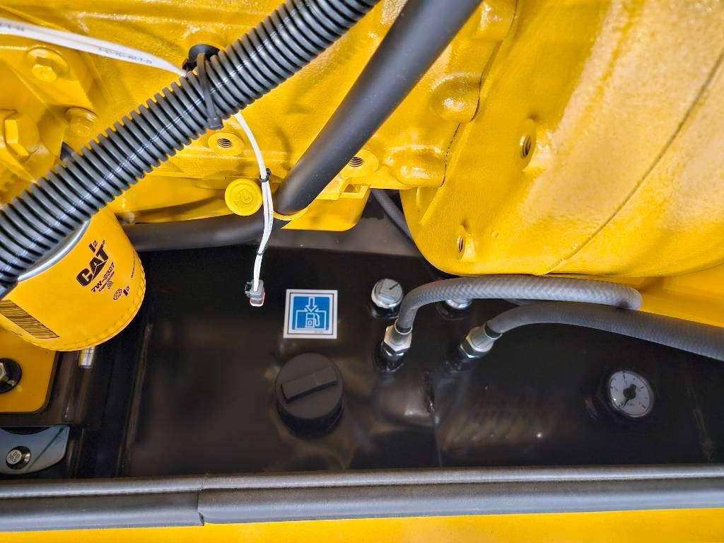 CAT DE65GC - 65 kVA Stand-by Generator Set - DPX-18206 Photo 21