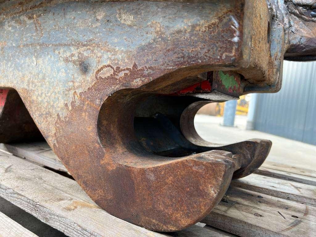 Miller Caterpillar 325 / 329 Geith Photo 12