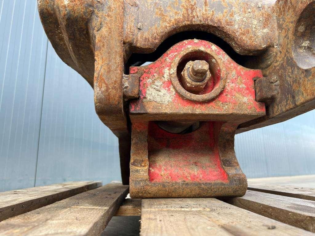 Miller Caterpillar 325 / 329 Geith Photo 24