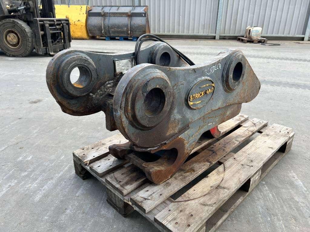 Miller Caterpillar 325 / 329 Geith Photo 5