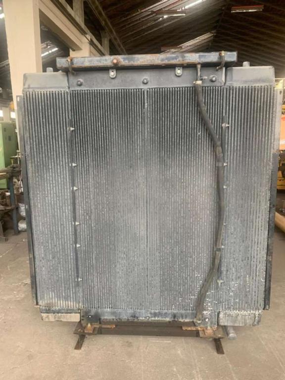 Caterpillar C27 Photo 2