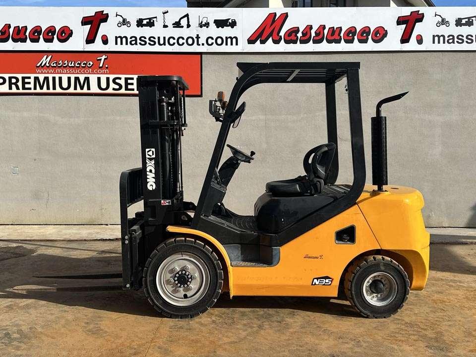 XCMG FD35T Photo 3