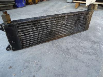 Refroidisseur d'huile hydraulique pour Fiat Hitachi W130 en vente par OLM 90 Srl