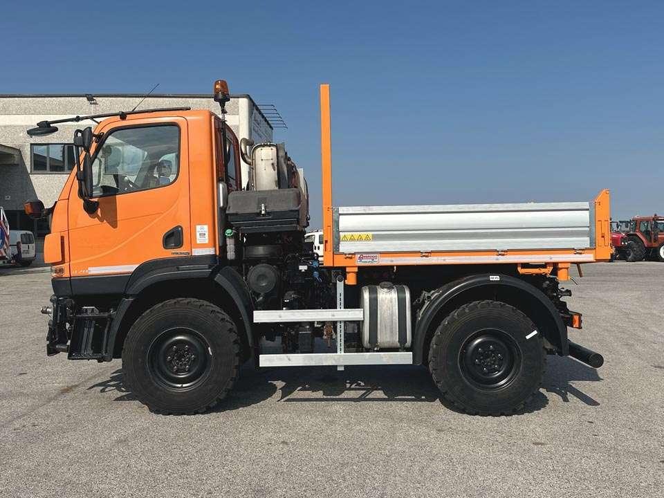 Mercedes-Benz UNIMOG U20 4X4 Photo 2