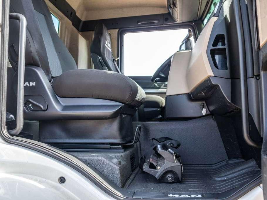 Man TGS 35.420 BL-8x4-4+HIAB 188 E-2 Photo 10