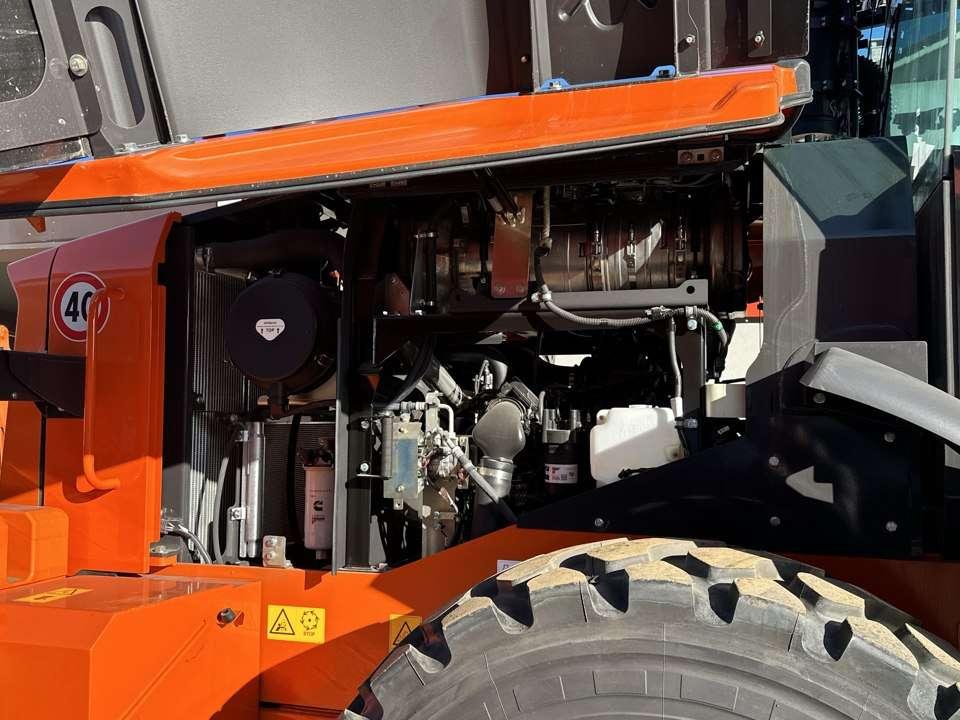 Hitachi ZW180PL-7 Photo 7