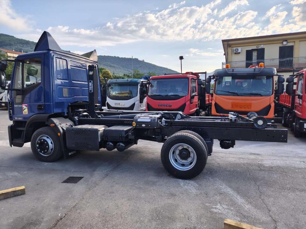 Iveco EUROCARGO CUBE 120-220 Photo 20