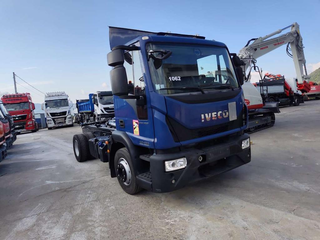 Iveco EUROCARGO CUBE 120-220 Photo 28